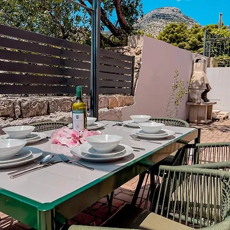 Pinia Apartments Bol Exterior photo